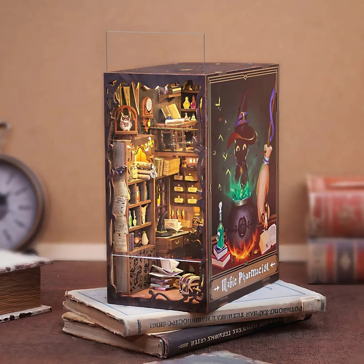 Book Nook Magic Pharmacist - Book Nook Studio