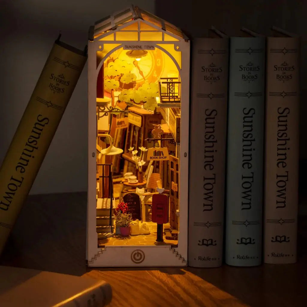 Book Nook Sunshine Town - Book Nook Studio