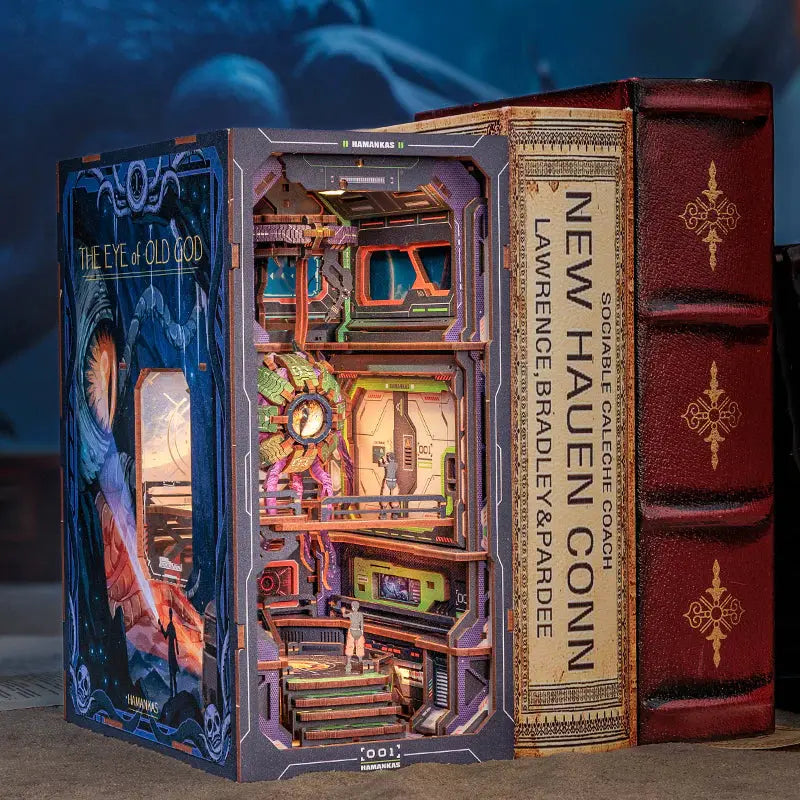 Book Nook The Eye of Old God - Book Nook Studio