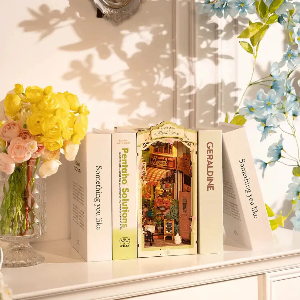 Book Nook Floral Corner - Book Nook Studio