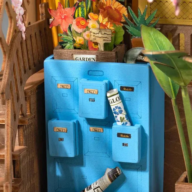 Book Nook Garden House - Book Nook Studio