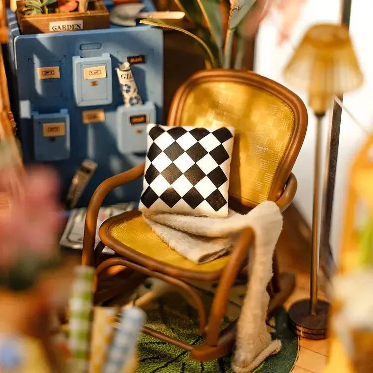 Book Nook Garden House - Book Nook Studio