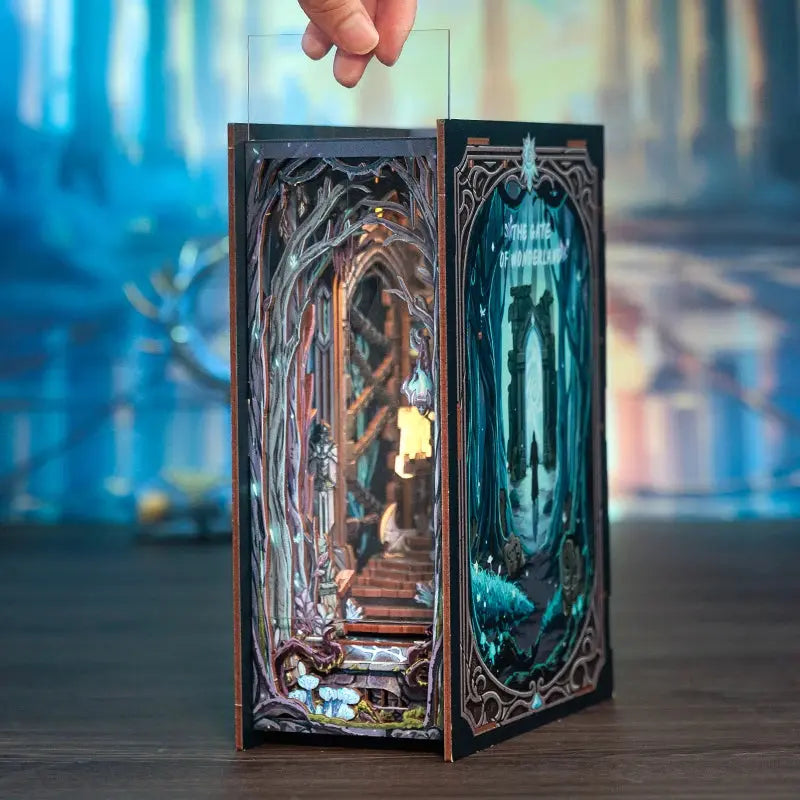 Book Nook Gate of Wonderland - Book Nook Studio