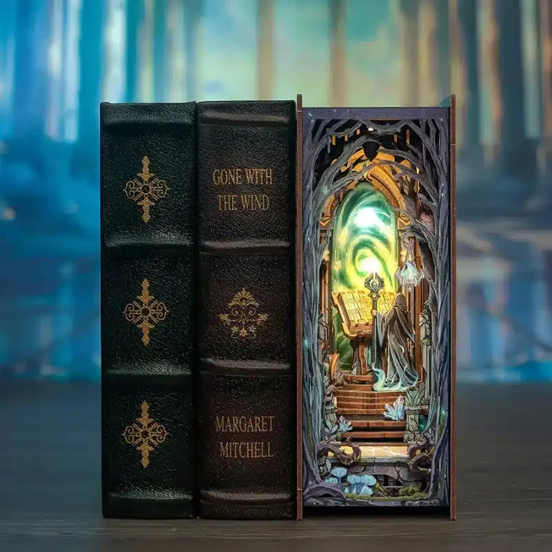 Book Nook Gate of Wonderland - Book Nook Studio
