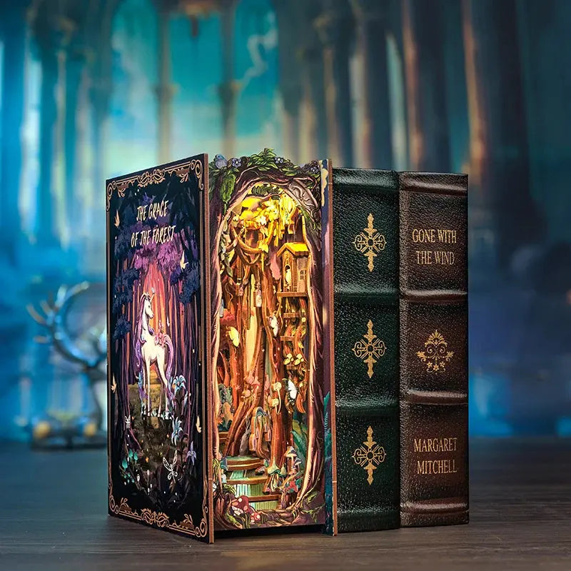 Book Nook Grace of the Forest - Book Nook Studio