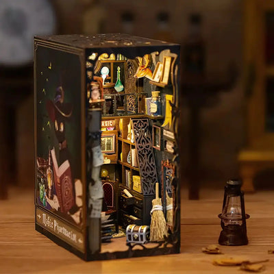 Book Nook Magic Pharmacist - Book Nook Studio