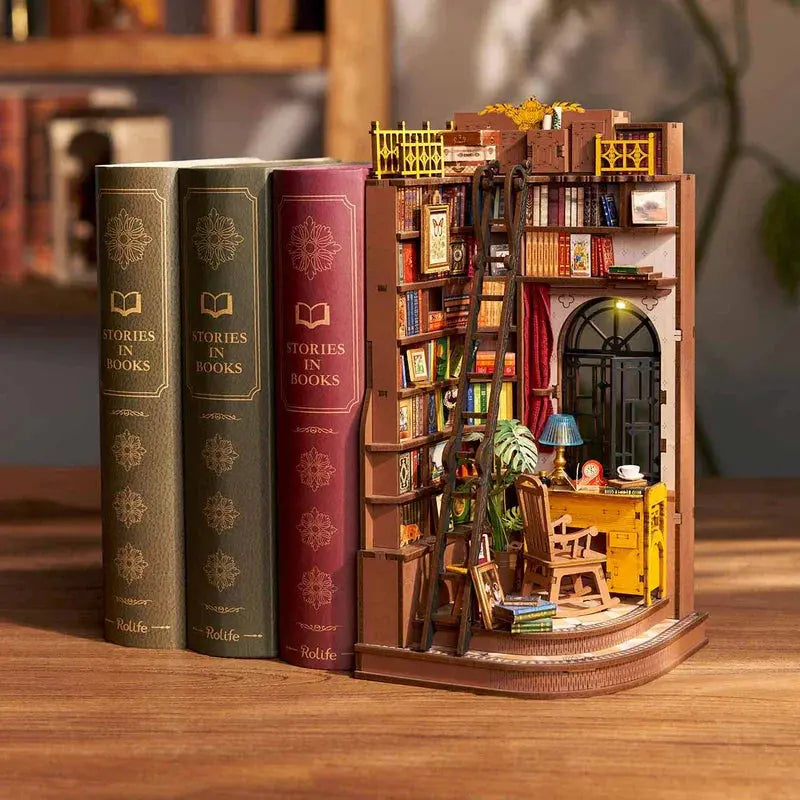 Book Nook Silent Corner Study - Book Nook Studio