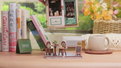 Book Nook Sunny Café