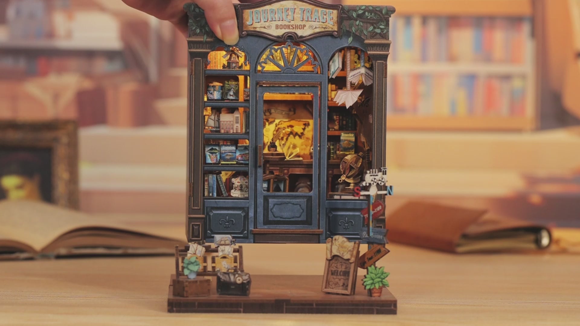 Charger la vidéo: Book Nook Journey Trace Bookshop