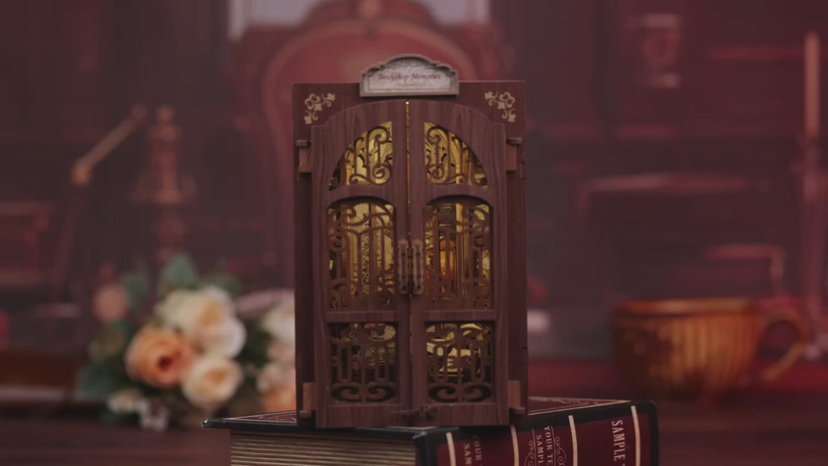 Charger la vidéo: Book Nook Bookstore Memories